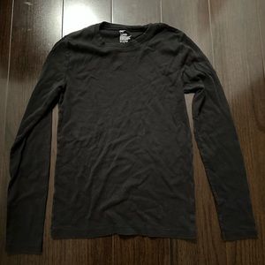 Gap black tee